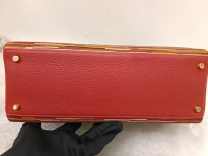 K32 Vibrato Rouge Vif GHW #G square