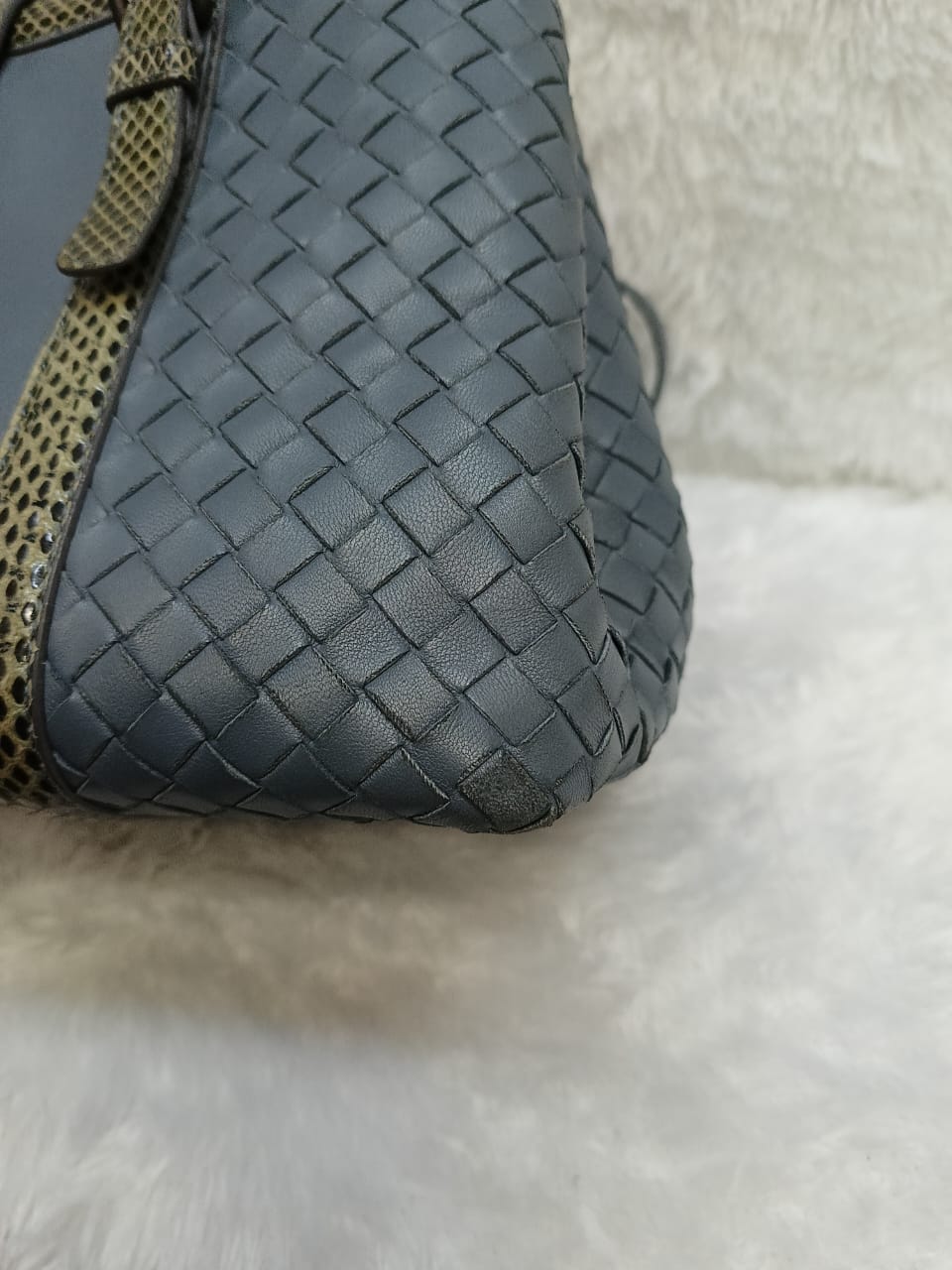 Bottega Veneta Rome Small Lizard Blue