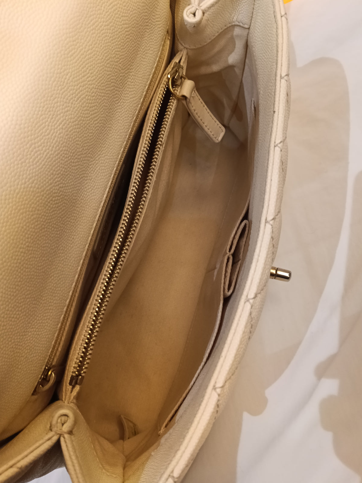 Chanel Coco Handle Medium Caviar Ivory GHW #24