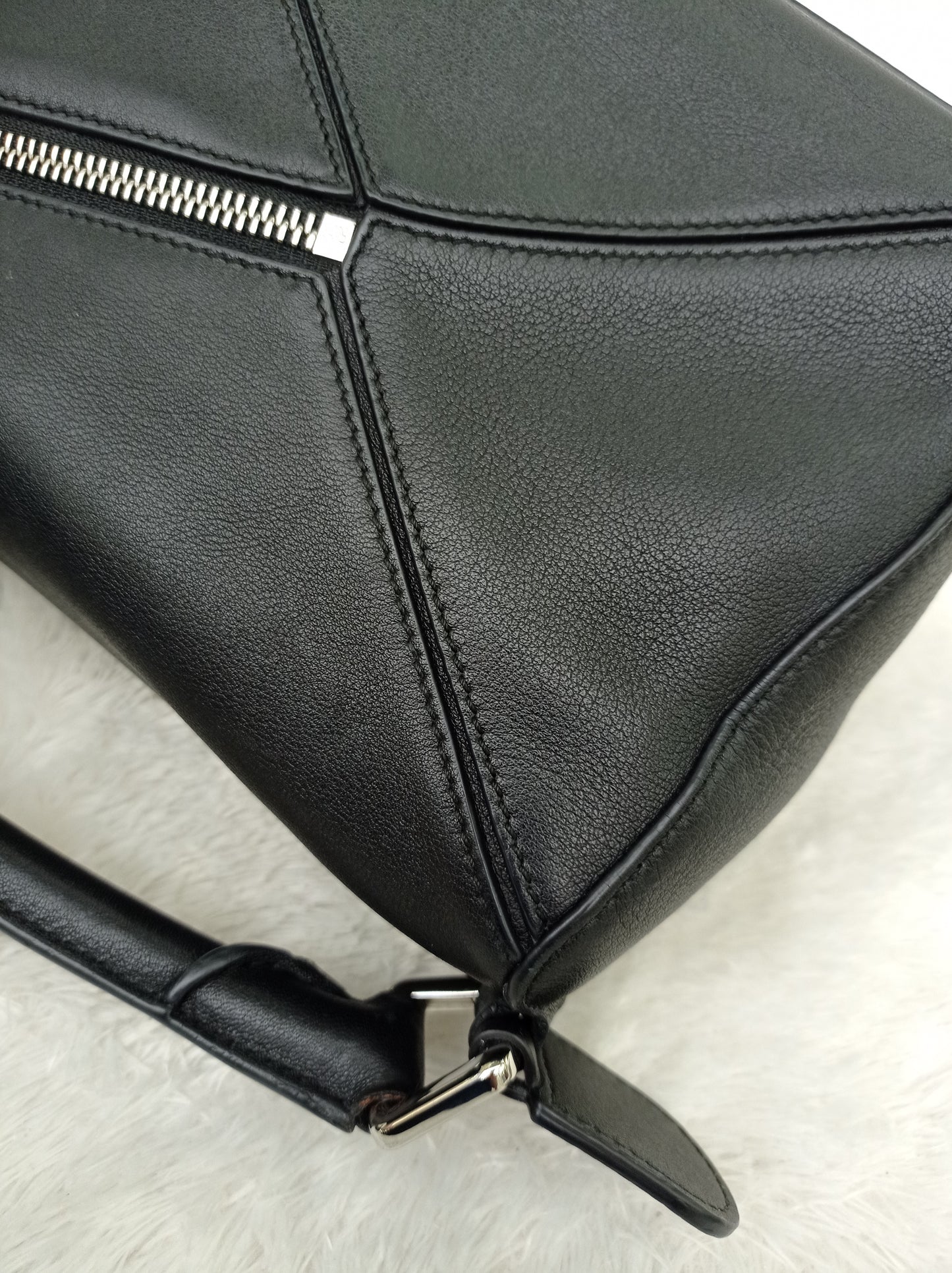 Loewe Puzzle Small Black SHW 2017