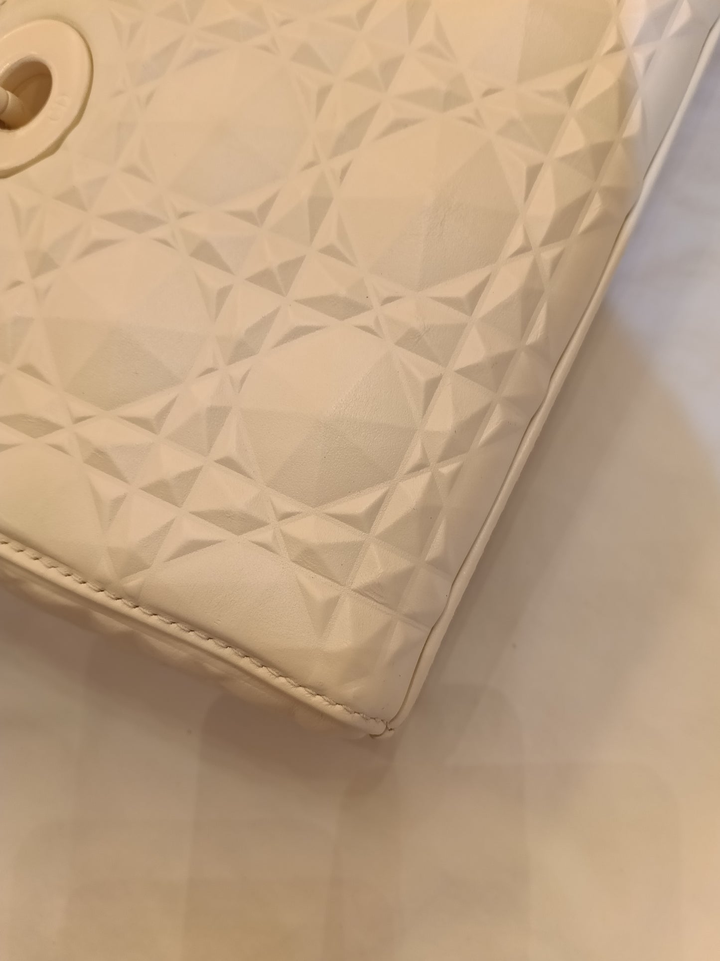 Dior Lady D'Joy Medium Cannage Diamond Latte 2022