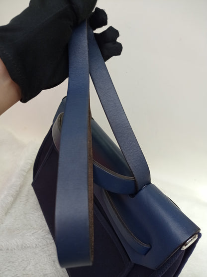 HB31 Canvas Navy PHW #F square