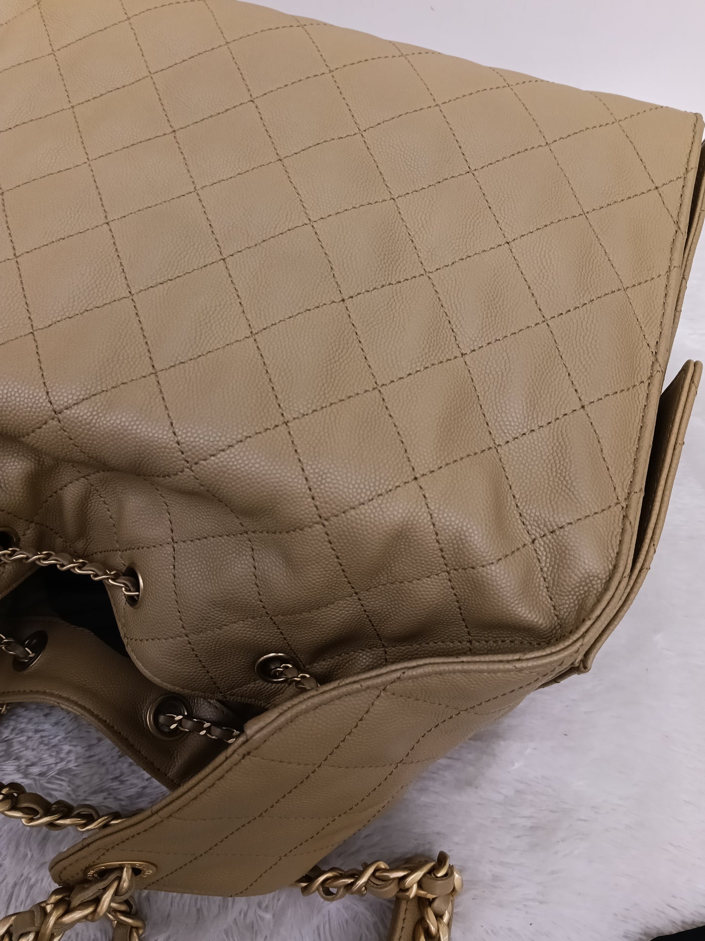 Chanel C25 Medium Caviar Dark Beige GHW (CHIP)