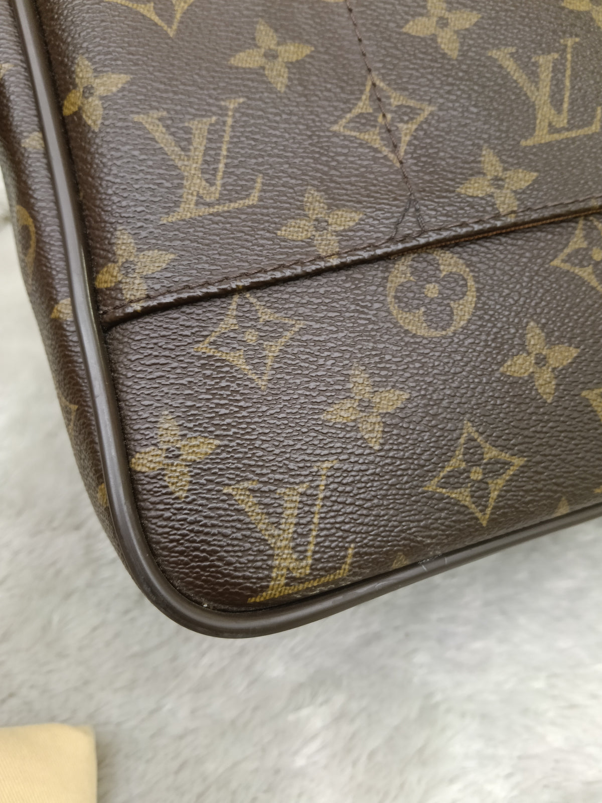 LV Icare Laptop Monogram 2009