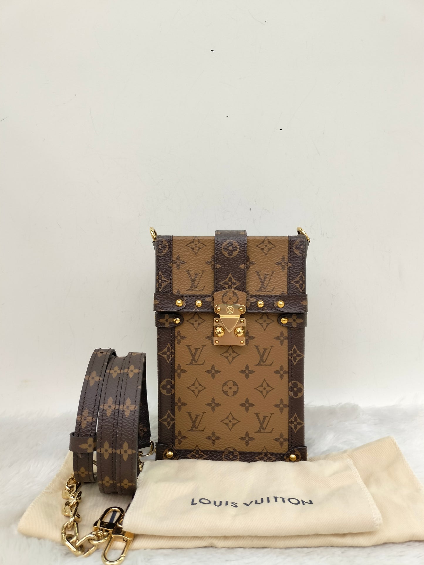 LV Pochette Trunk Vertical Monogram Reverse 2019