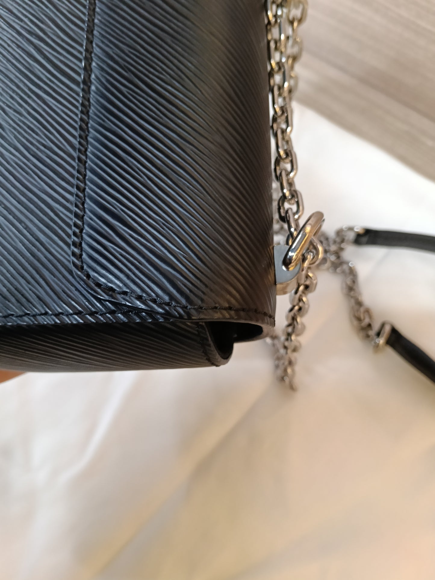 LV Twist Mini Epi Black 2020