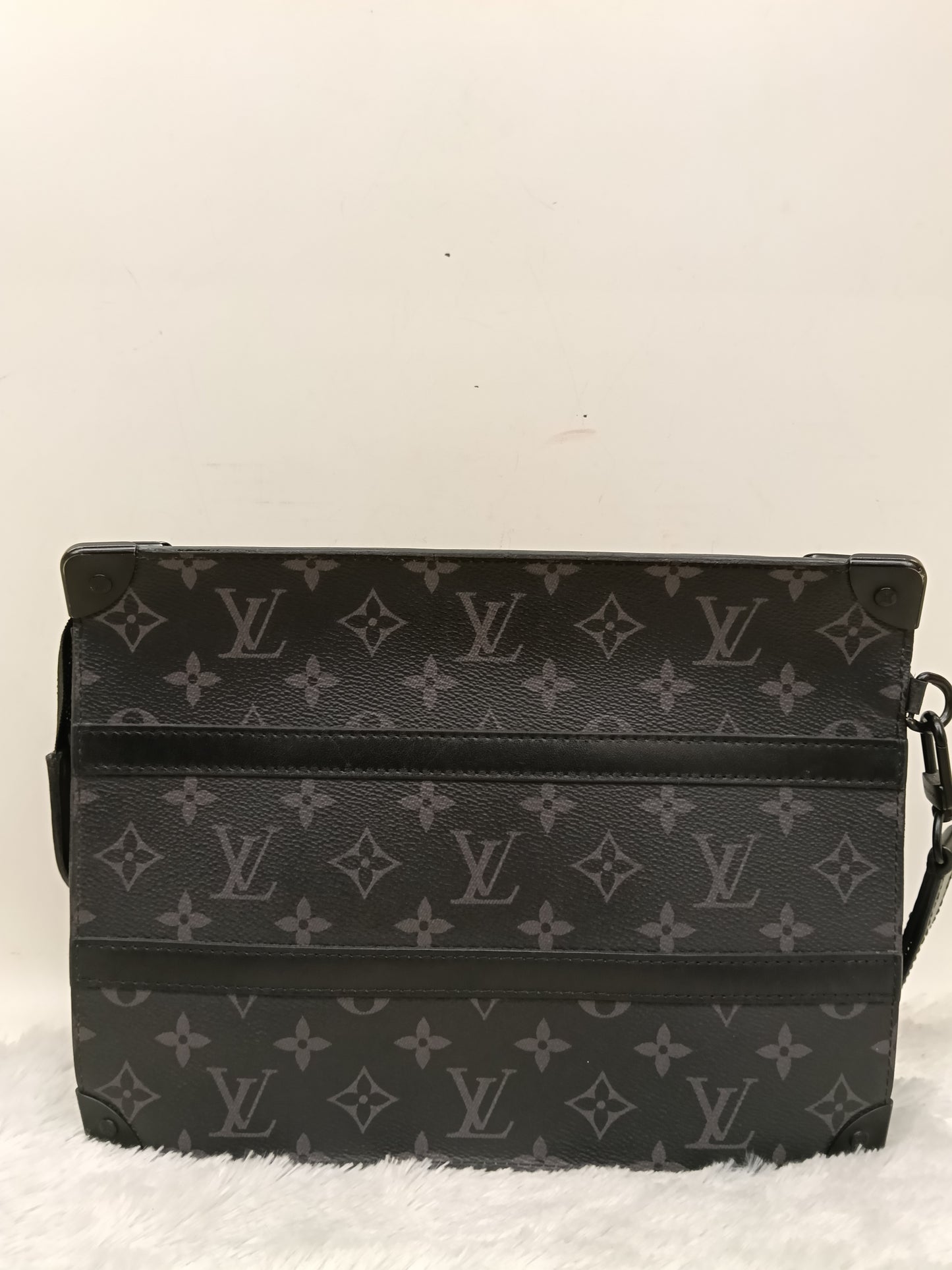 LV Pochette Trunk Monogram Eclipse (CHIP)
