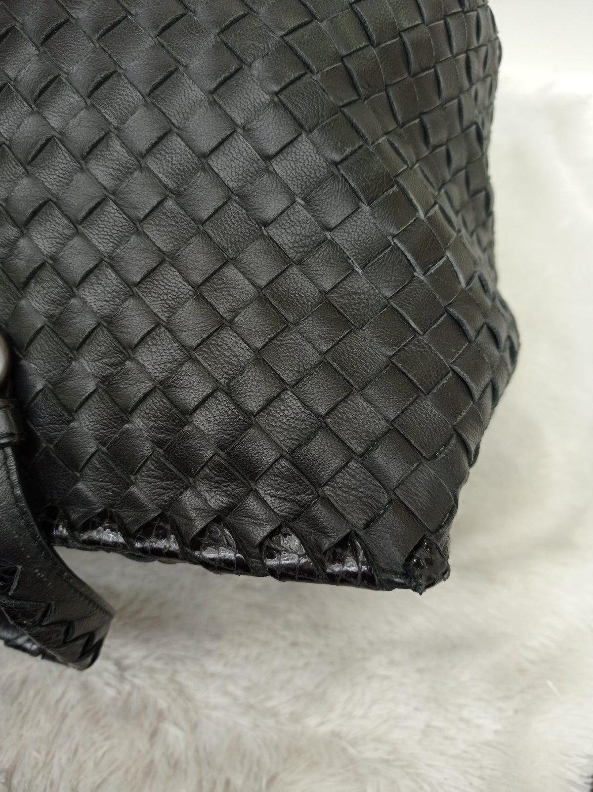 Bottega Veneta Nappa Intrecciato Ayers Brick Tote Black Snake Skin RHW