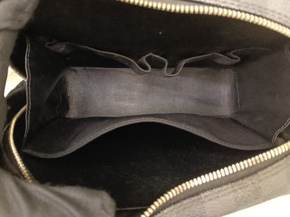 LV Hanging Toiletry Kit Graphite 2013