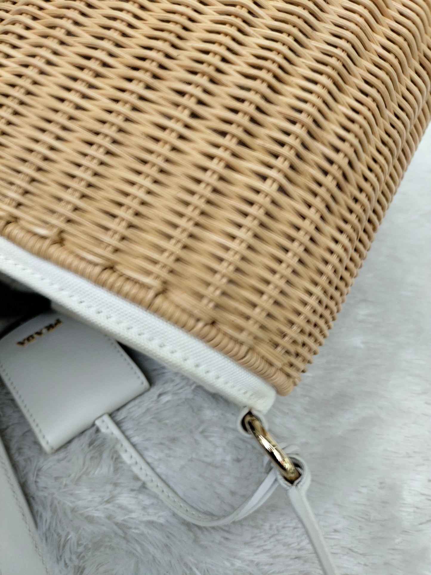 Prada Midollino Canapa Naturale Bianco GHW