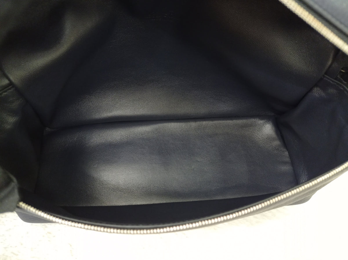 Loro Piana Extra Pocket L27 Grained Dark Navy SHW
2018