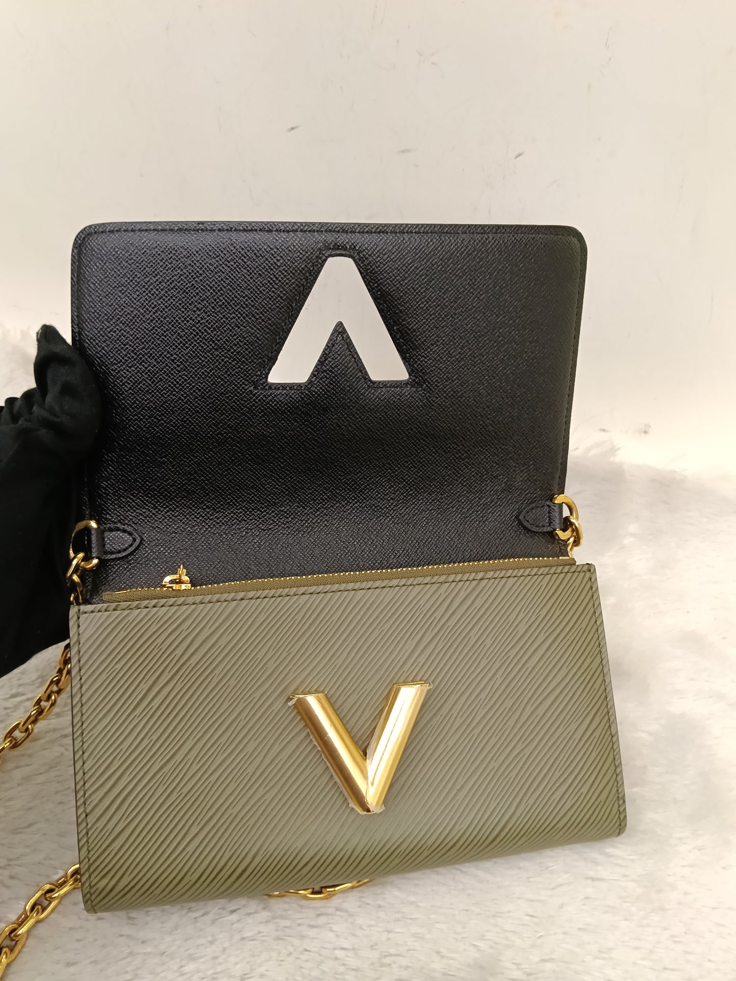 LV Twist Chain Wallet Monogram Kabuki 2017