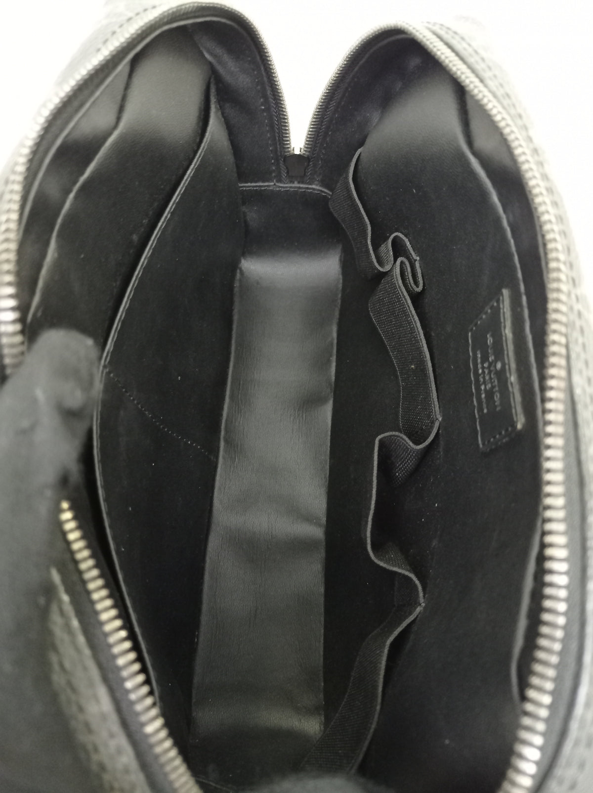 LV Toilet Pouch GM Monogram Eclipse 2017