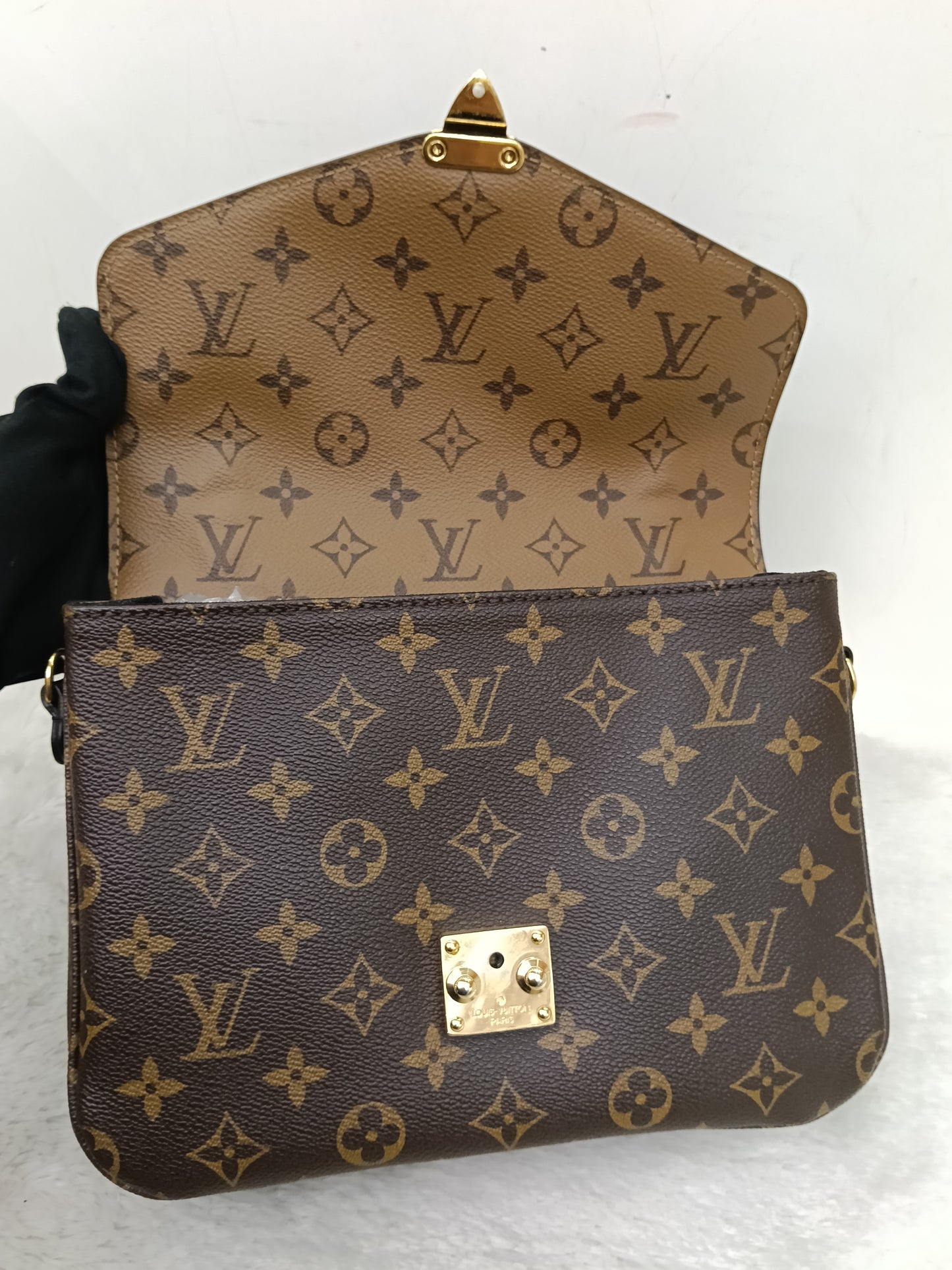 LV Metis Monogram Reverse 2016