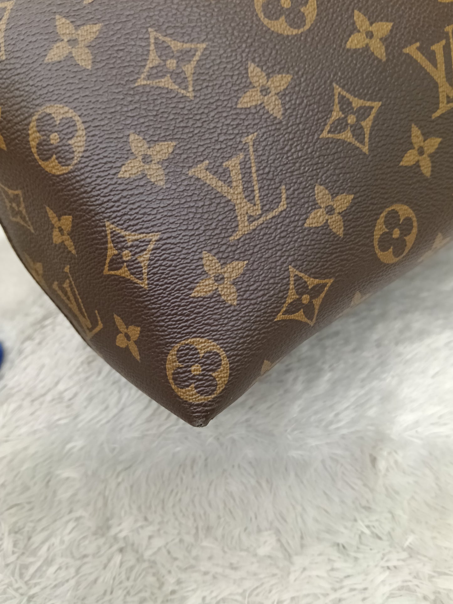 LV Flower Hobo Monogram Bordeaux 2018