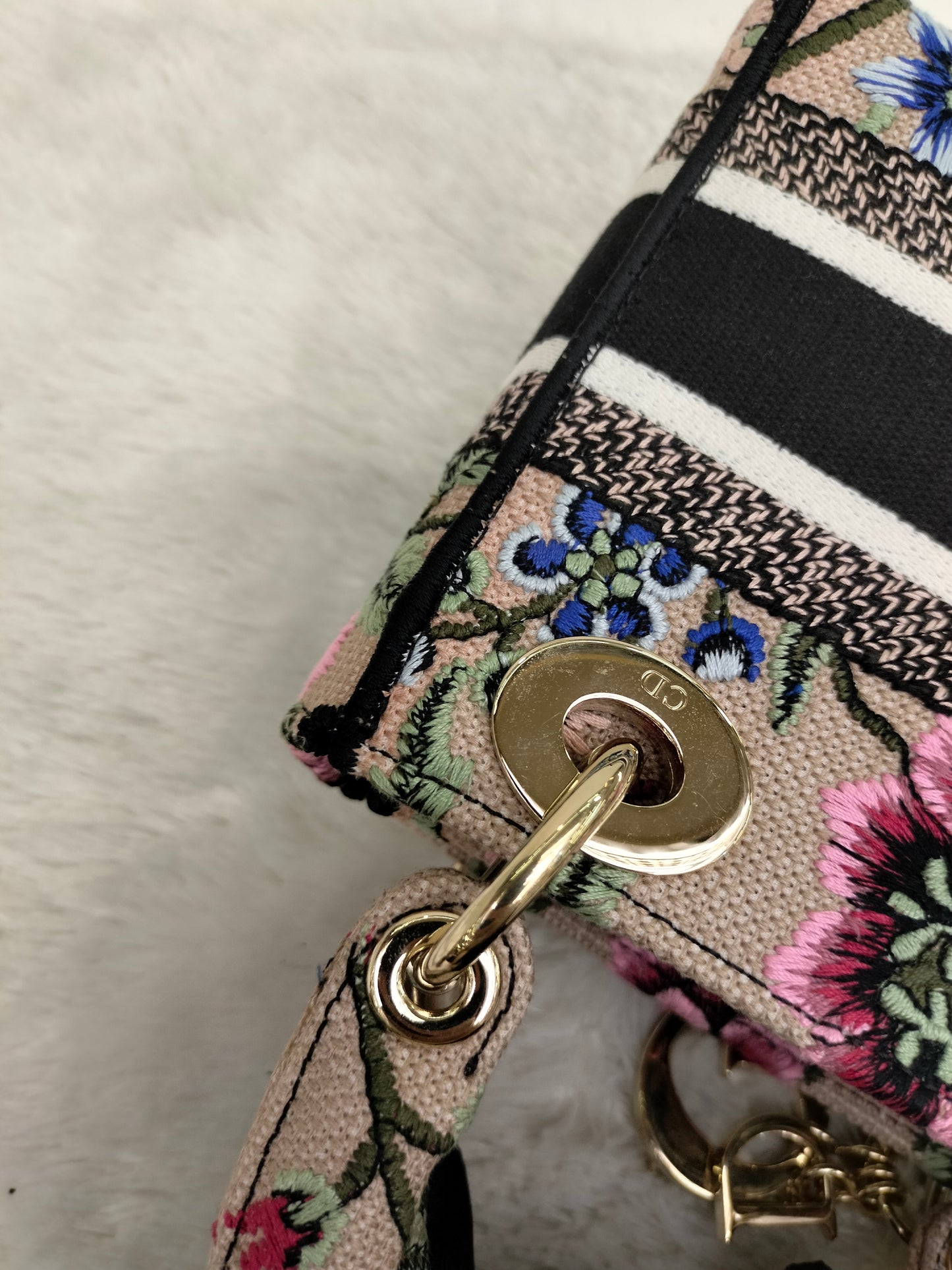 Lady Dior Mini D Lite Embroidered Canvas Mille Fleurs GHW 2023