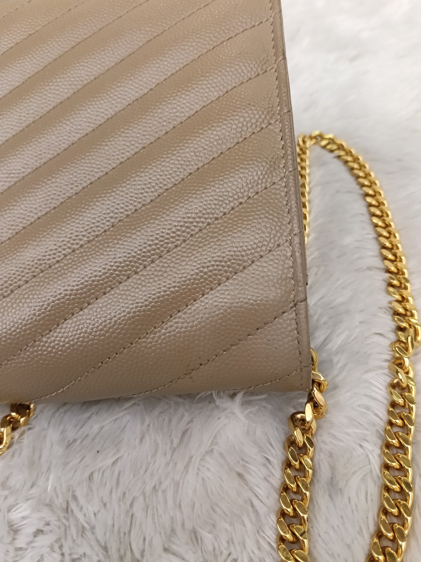 YsL WOC 22 Cassandre Chevron Grained Dusty Grey GHW 2019