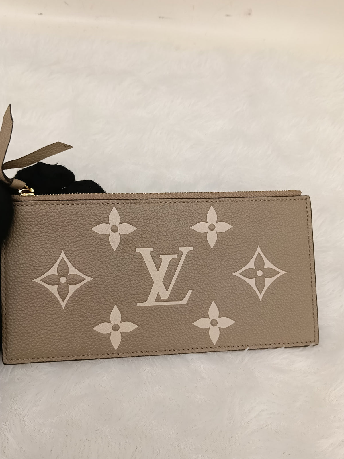 LV Felicie GM NV Monogram Empreinte Tourterelle Creme 2024 (CHIP)