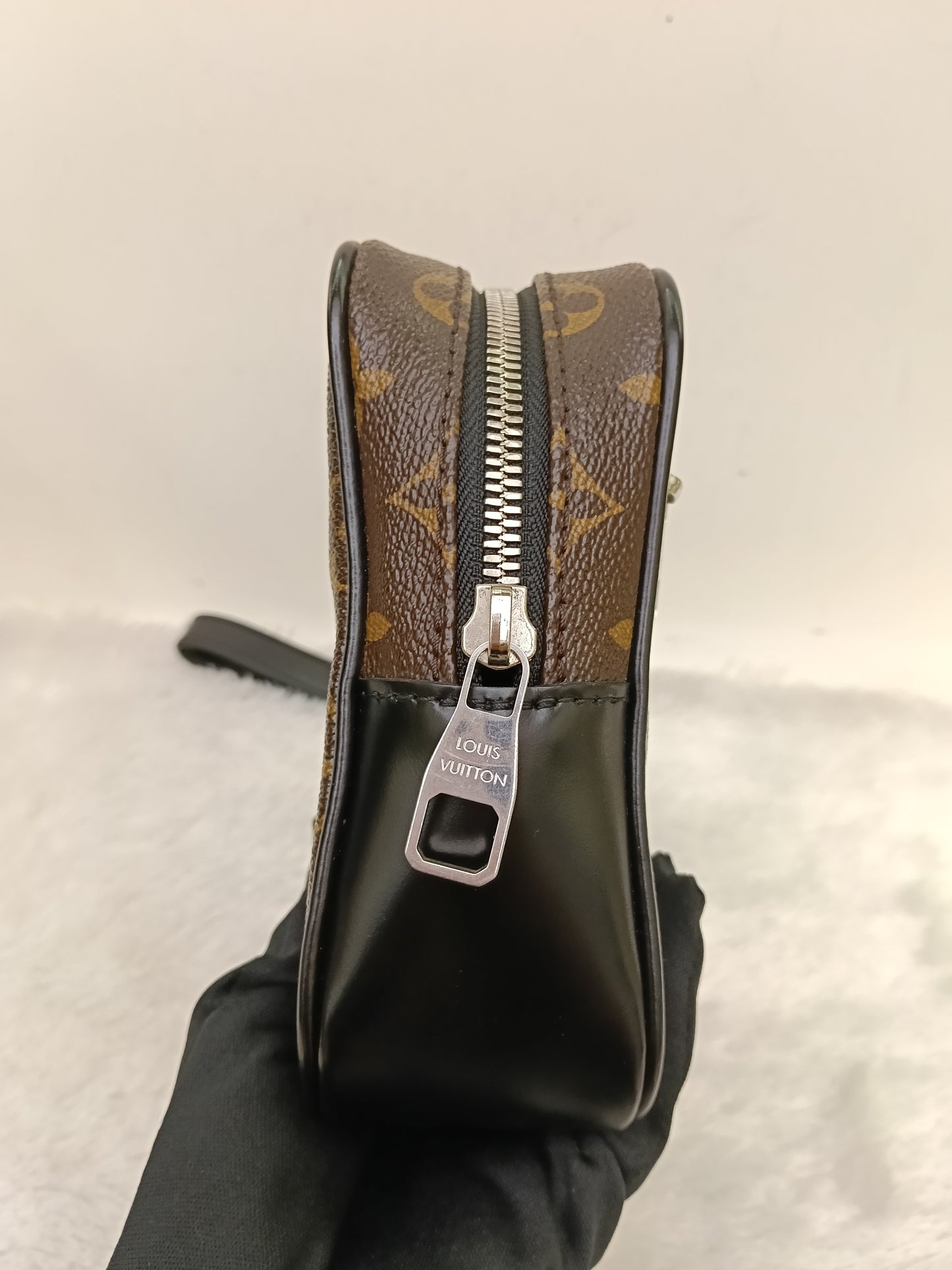 LV Kasai Clutch Monogram Macassar 2017