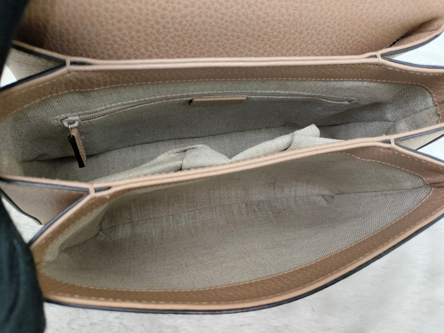 Gucci Interlocking Top Handle Beige GHW