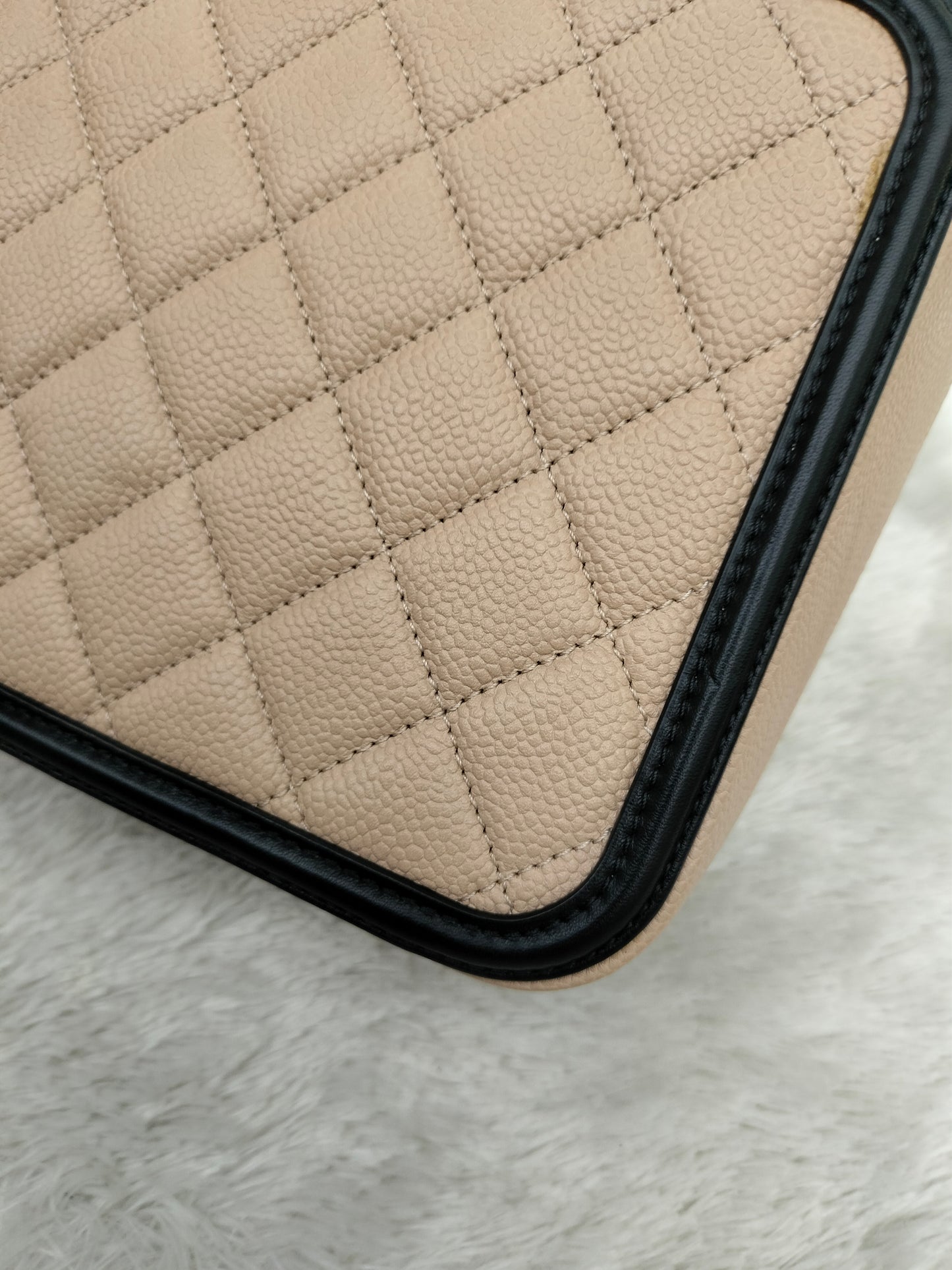 Chanel Filigree Vanity Case Medium Caviar Beige Black GHW #26