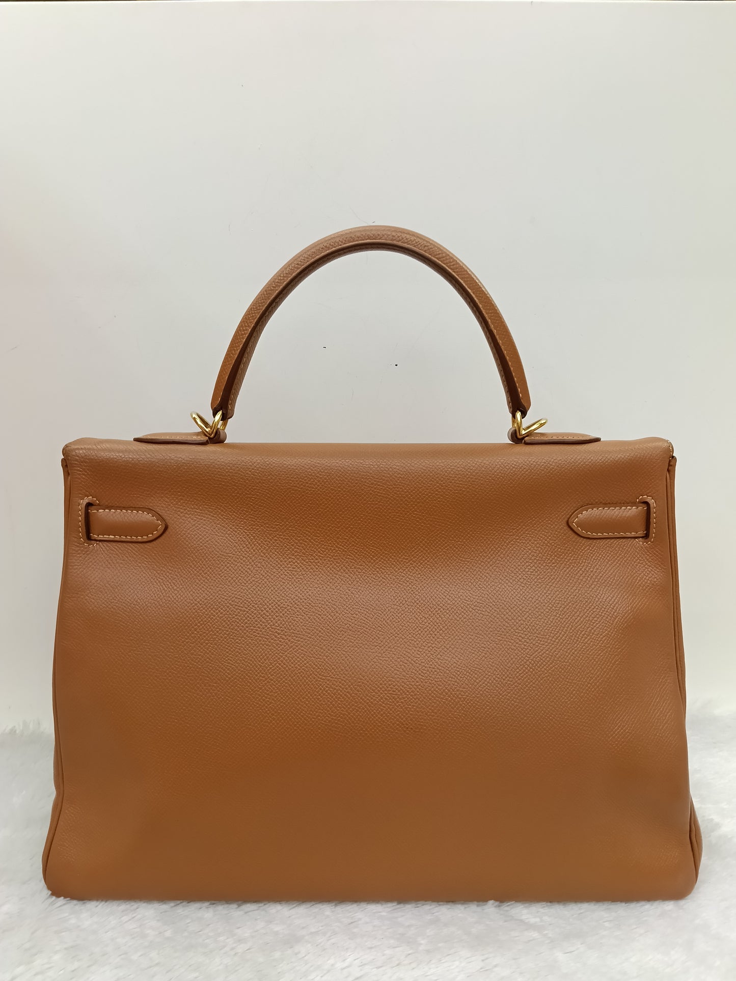 K35 Epsom Gold GHW #D square