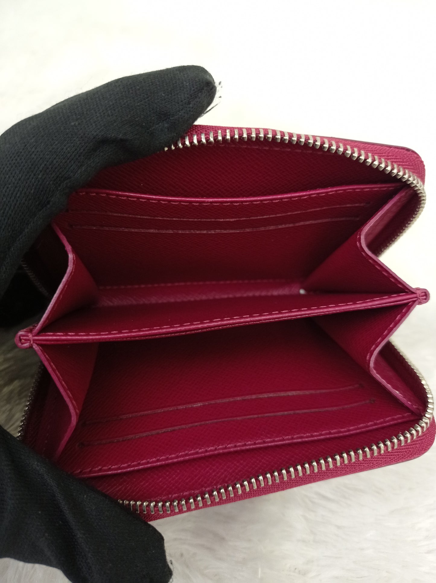 LV Zippy Coin Purse Epi Fuchsia