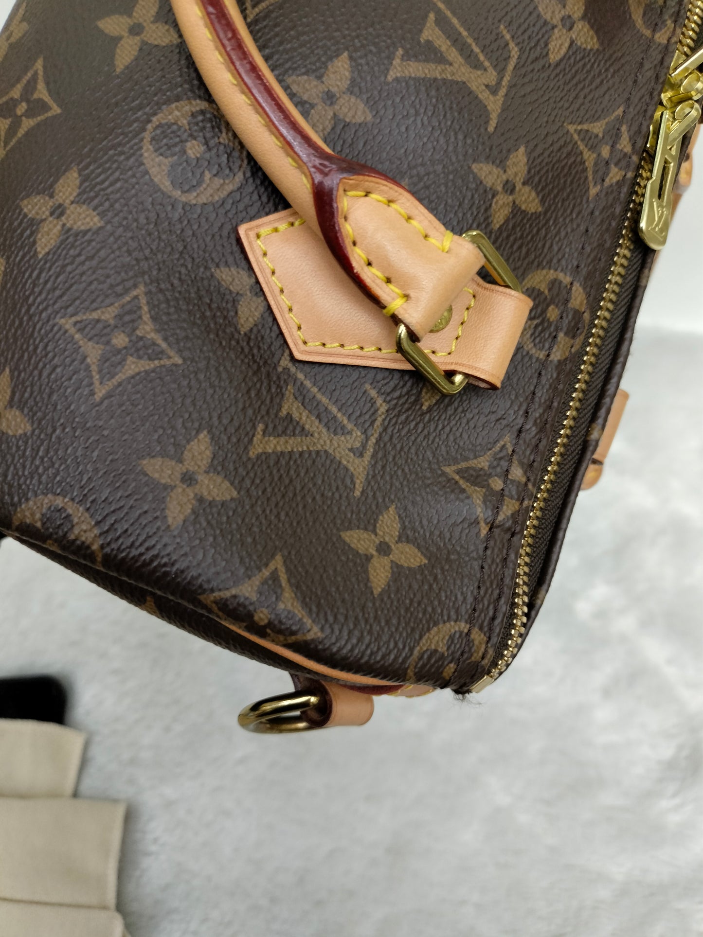 LV Bandou 25 Monogram 2019