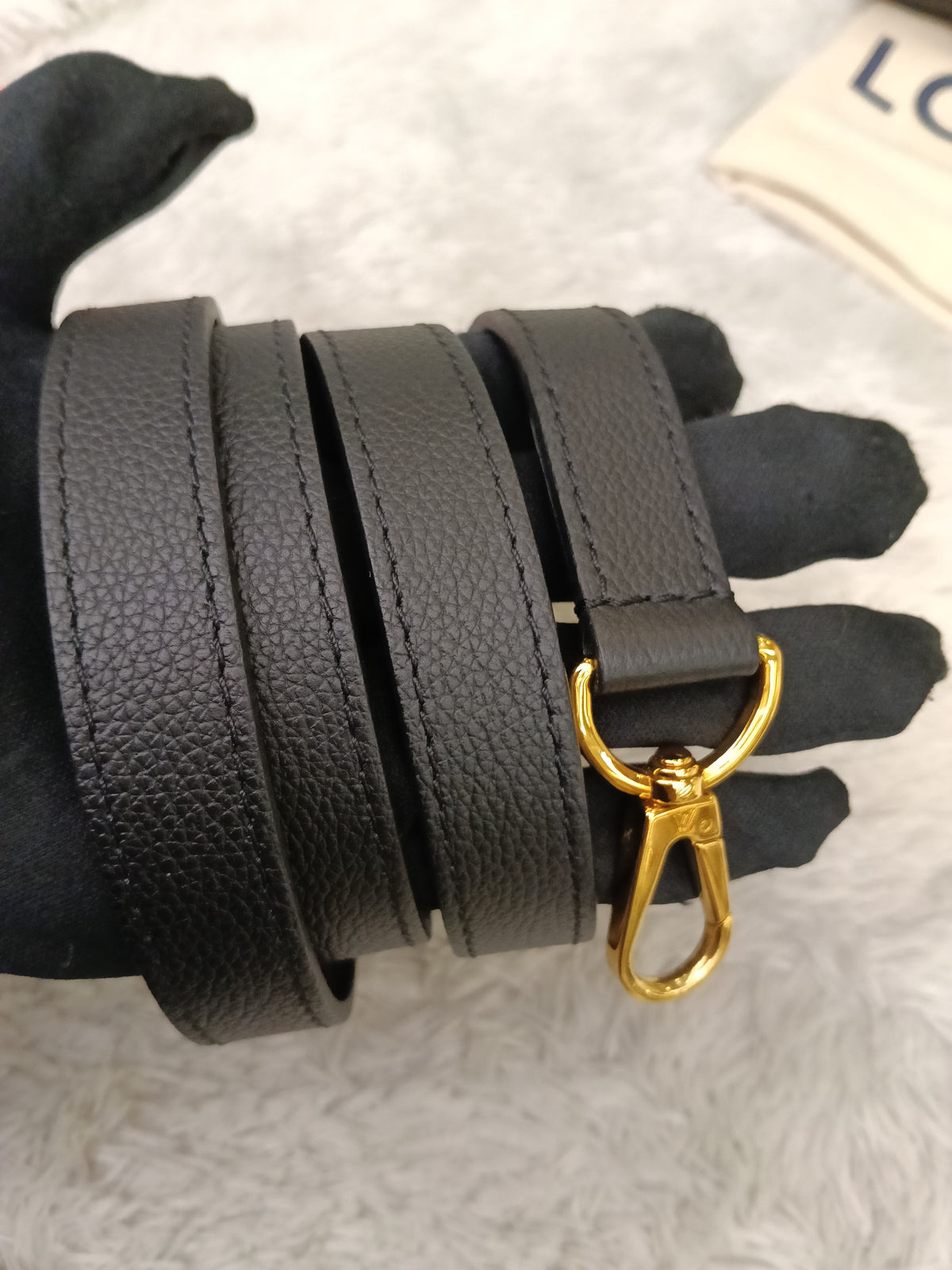 LV Lockmeto Tote Taurillon Noir 2017
