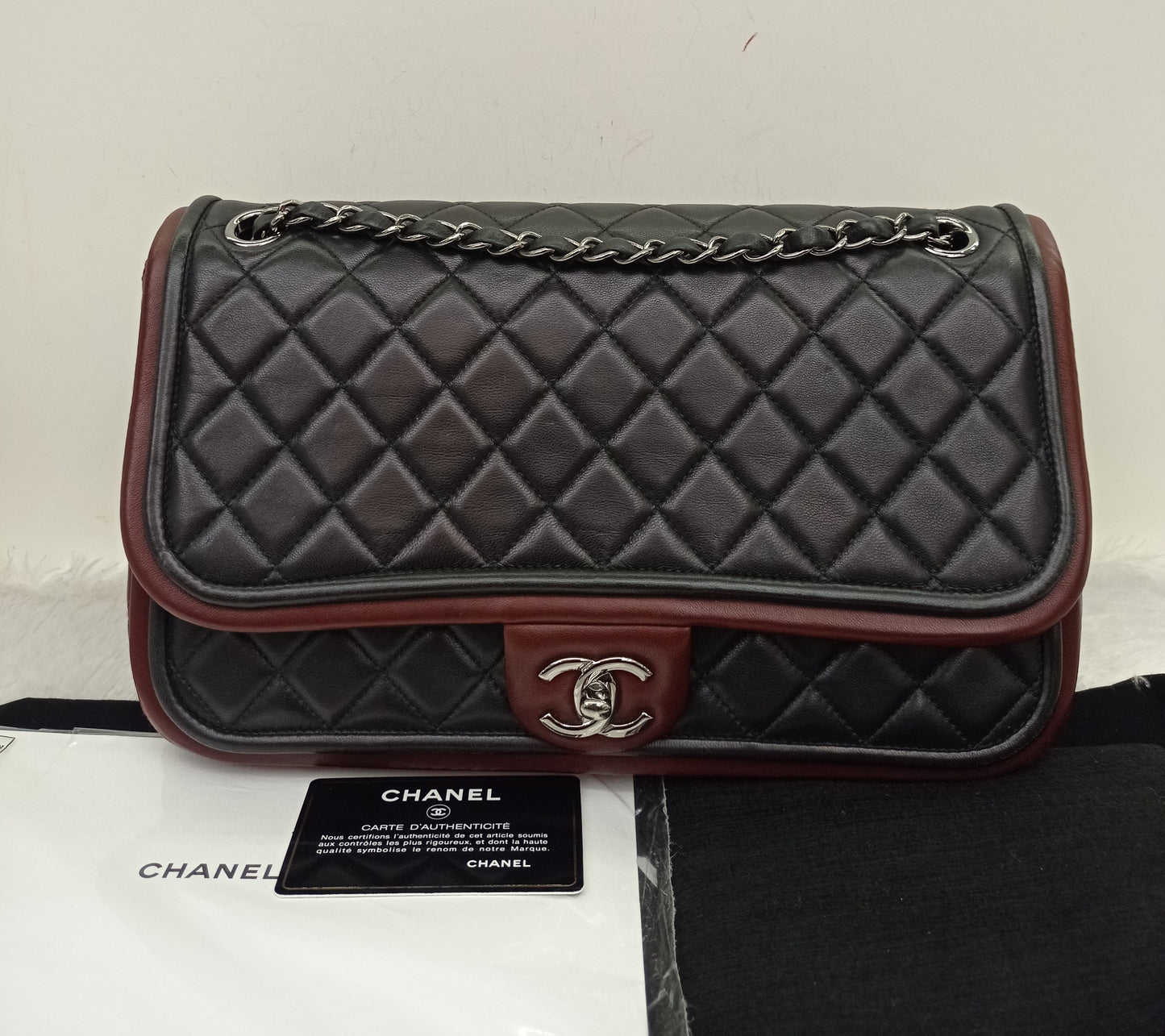 Chanel Twist Flap Large Lamb Black Burgundy SHW #18