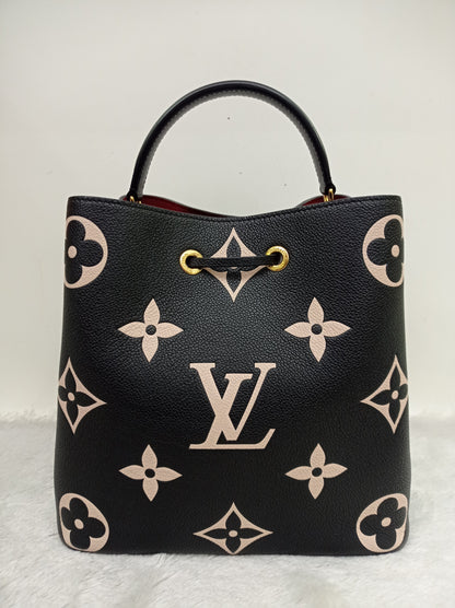 LV Neo Noe MM Monogram Empreinte Noir Creme 2022 (CHIP)