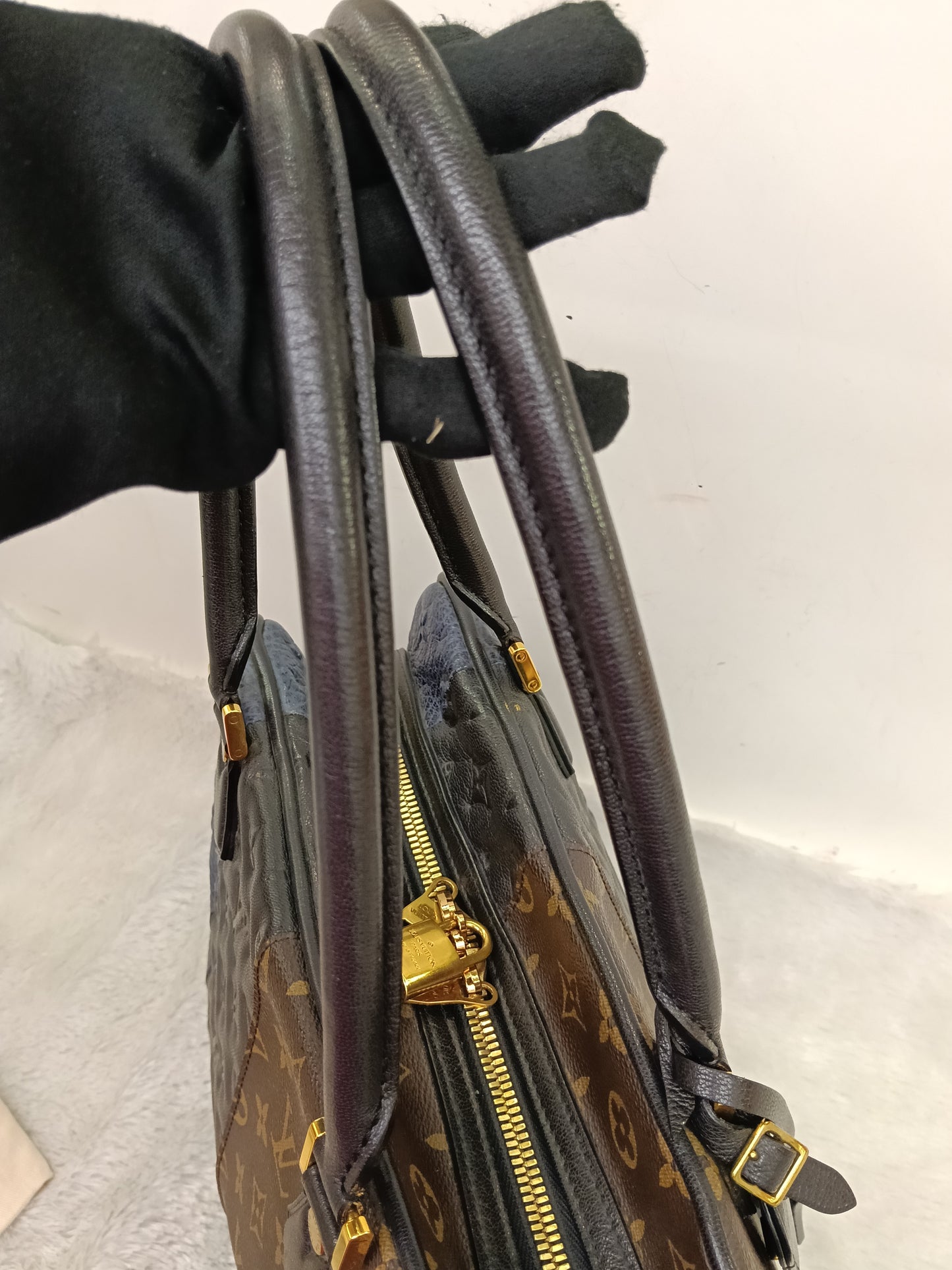 LV Blocks Zipped Tote Monogram Marine Noir 2011