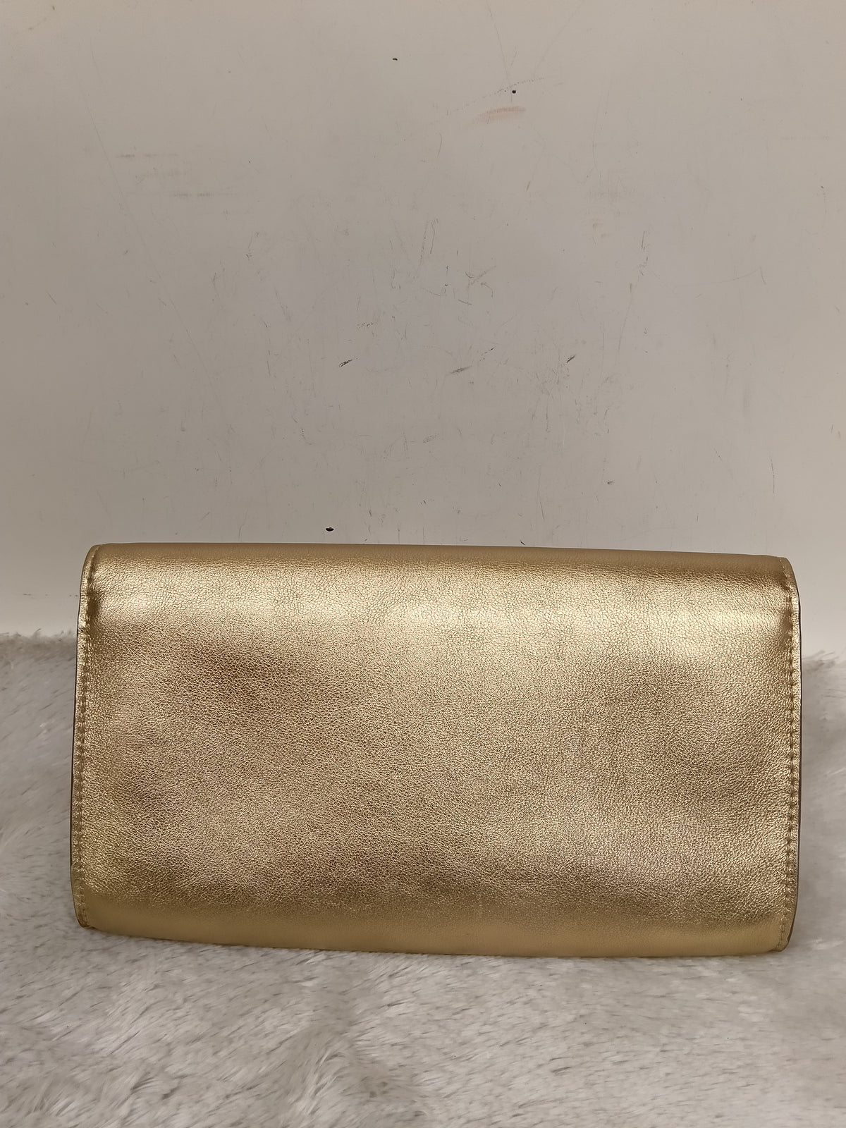 LV Pouch Louise EW Cuir Dore 2015