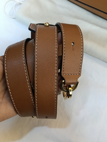 Loewe Puzzle Medium Grained Caramel GHW 2020
