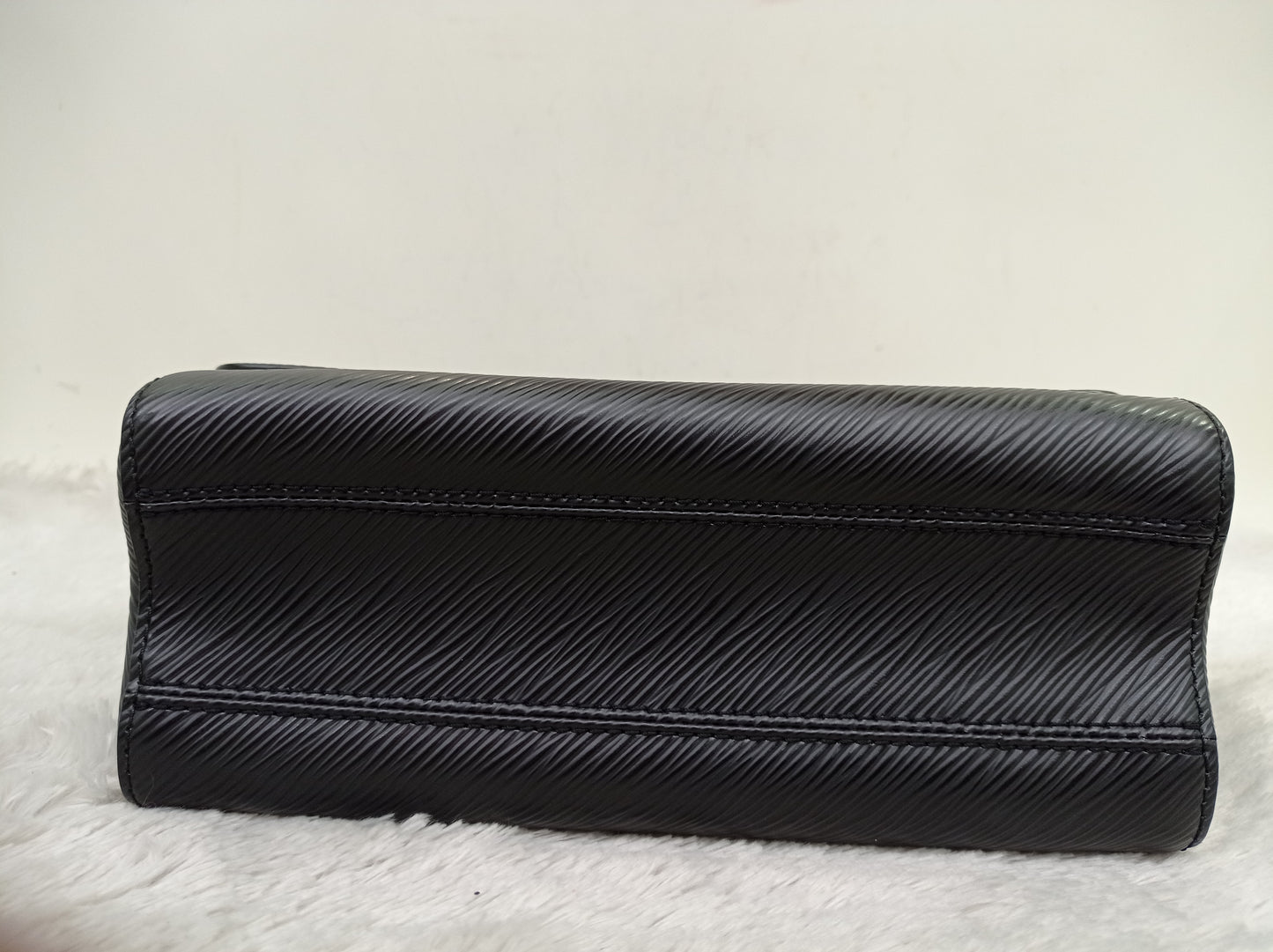 LV Twist MM Epi Black 2016