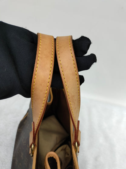 *Good Condition*
LV Batignoles PM Monogram