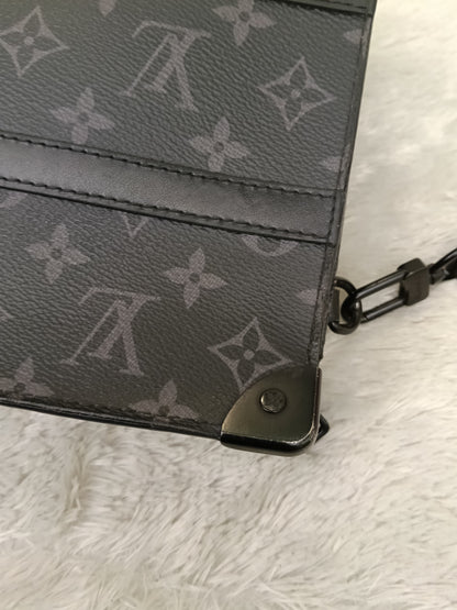 LV Pochette Trunk Monogram Eclipse (CHIP)