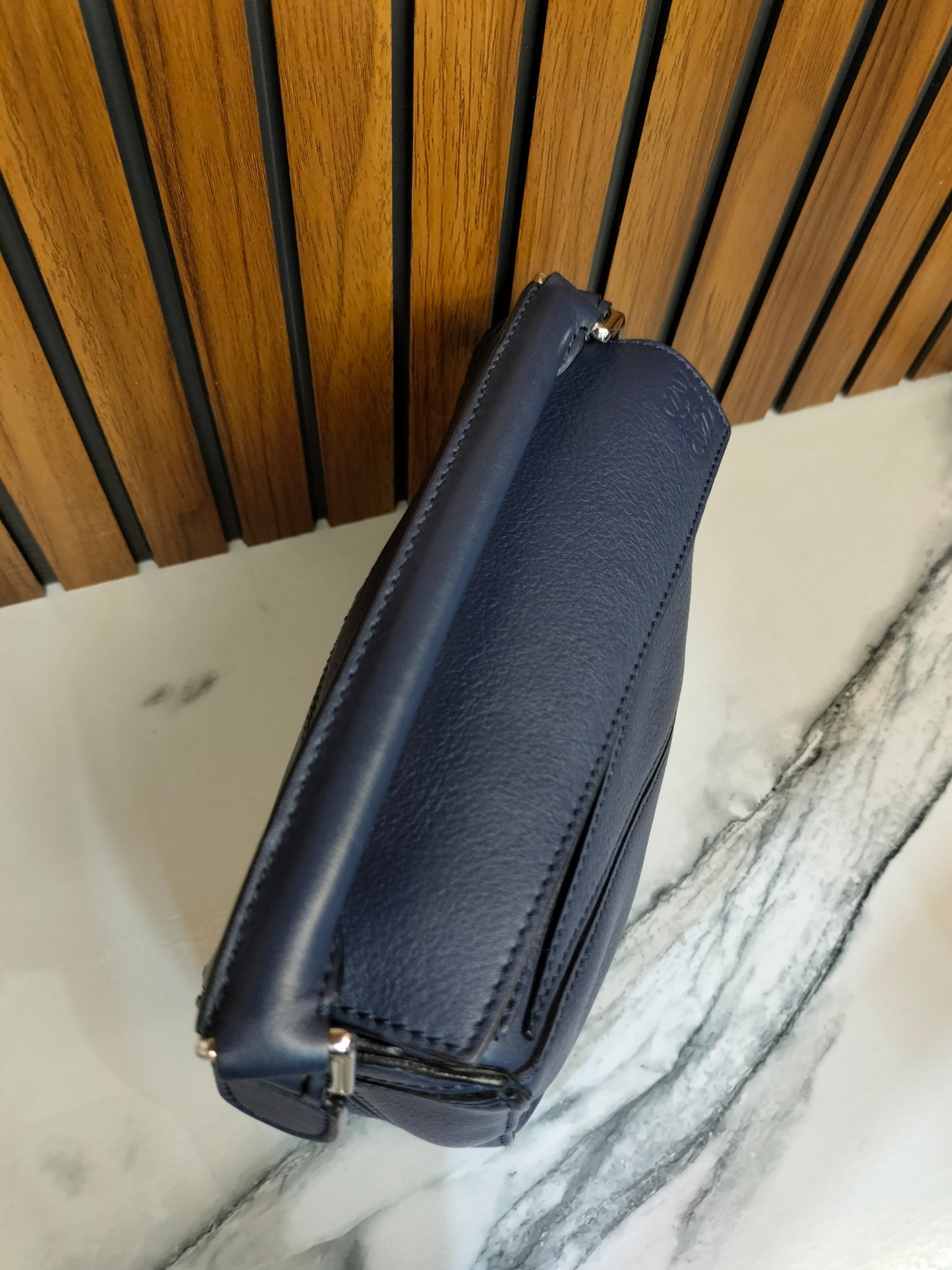 Loewe Puzzle Mini Grained Navy SHW 2020