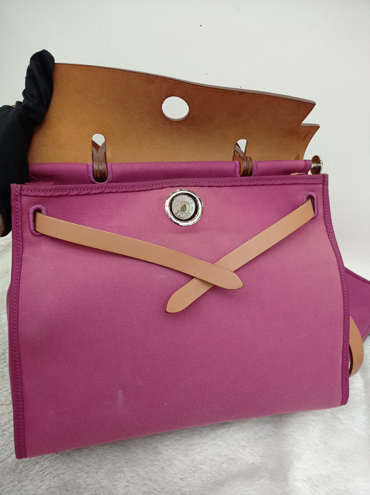 HB31 Canvas Magnolia Flap Beige PHW #O square
