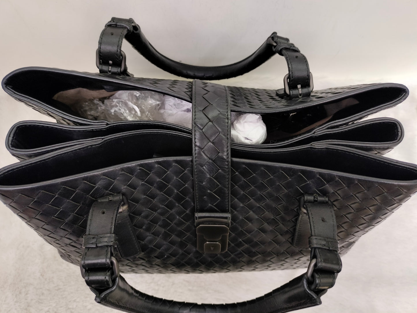 Bottega Veneta Intrecciato Medium Roma Black RHW 2010