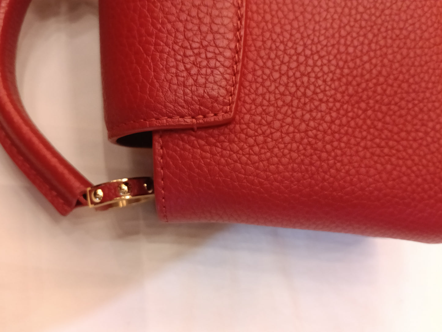 LV Capucines Mini Taurillon Scarlet 2020