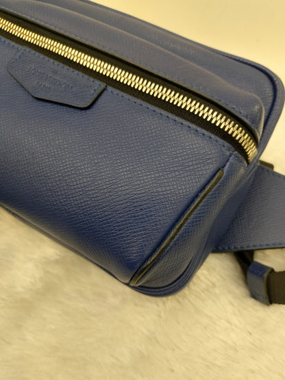 LV Outdoor Bumbag Taiga Cobalt 2019
