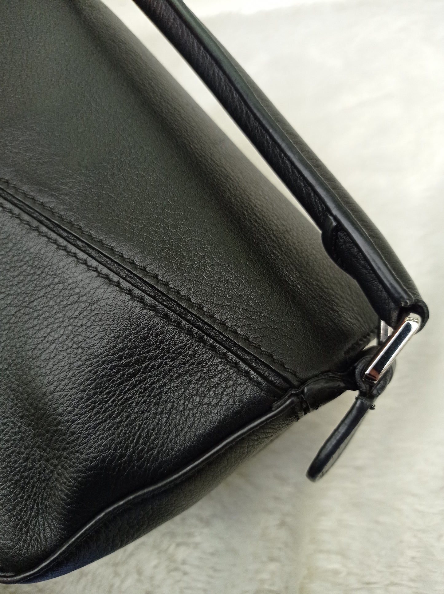 Loewe Puzzle Mini Black SHW 2022