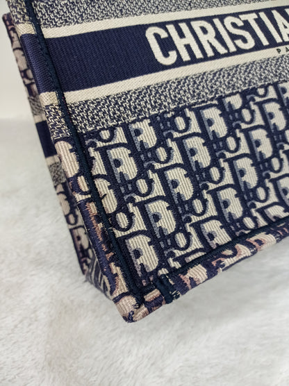 Dior Tote Book Medium Oblique Navy 2019