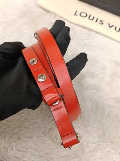 LV Twist MM Epi Love Lock Charms Black White Red 2018