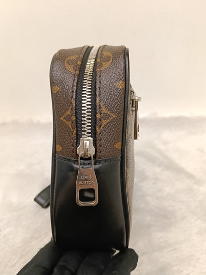 LV Kasai Clutch Monogram Macassar 2019