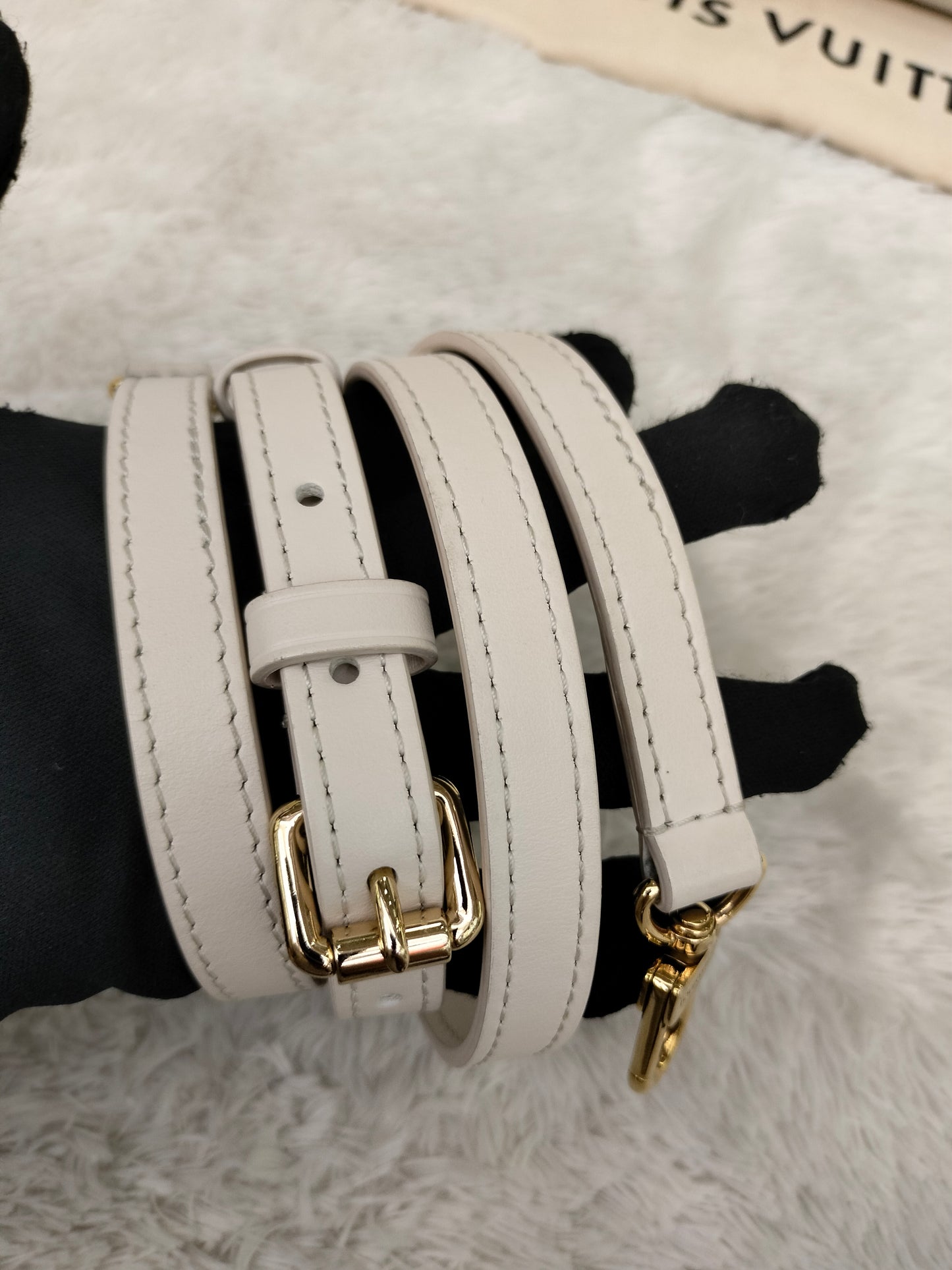 LV Side Trunk PM Grained Calfskin Chalk (CHIP)