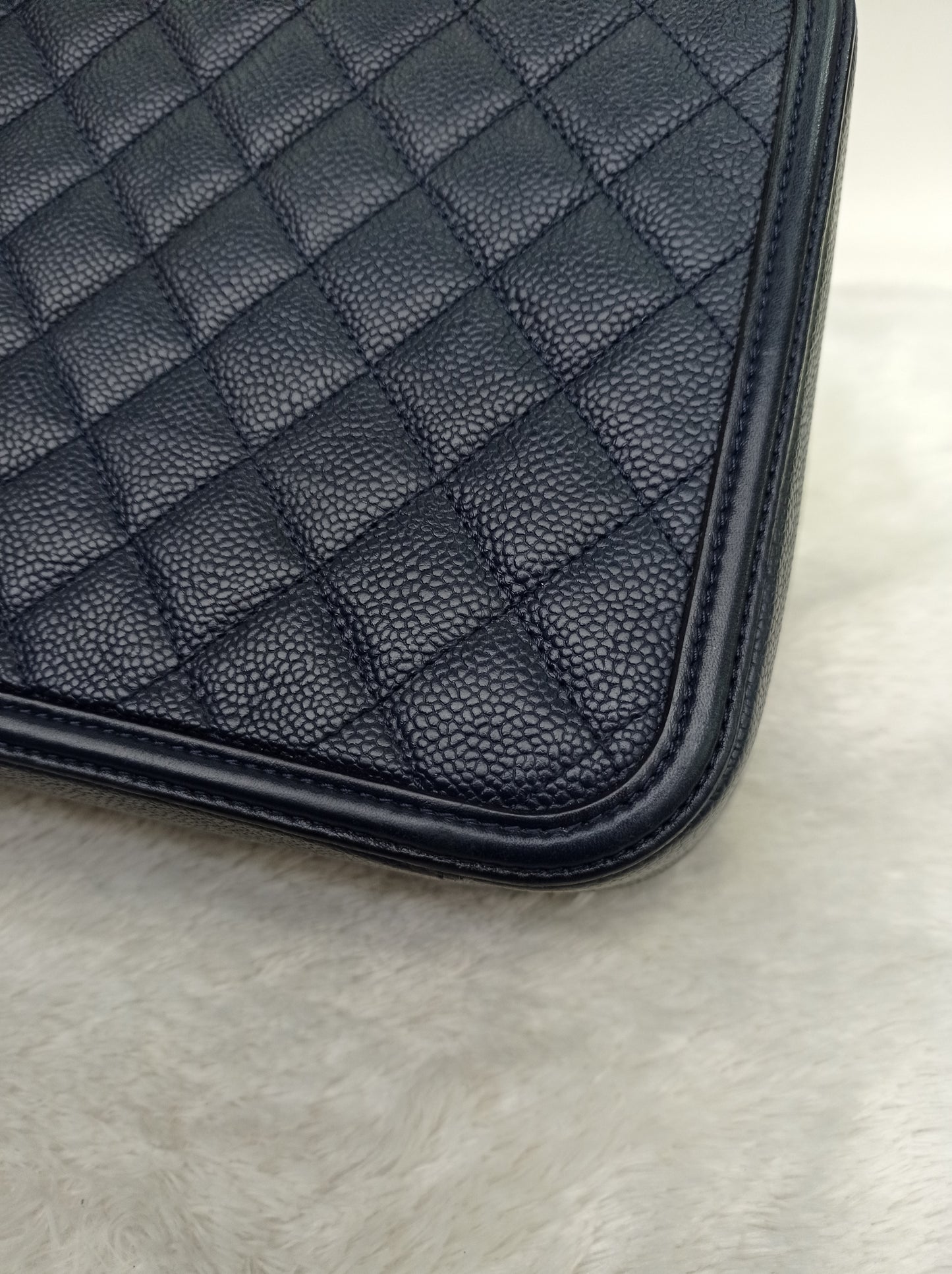 Chanel Filigree Vanity Case Large Caviar Navy GHW #27