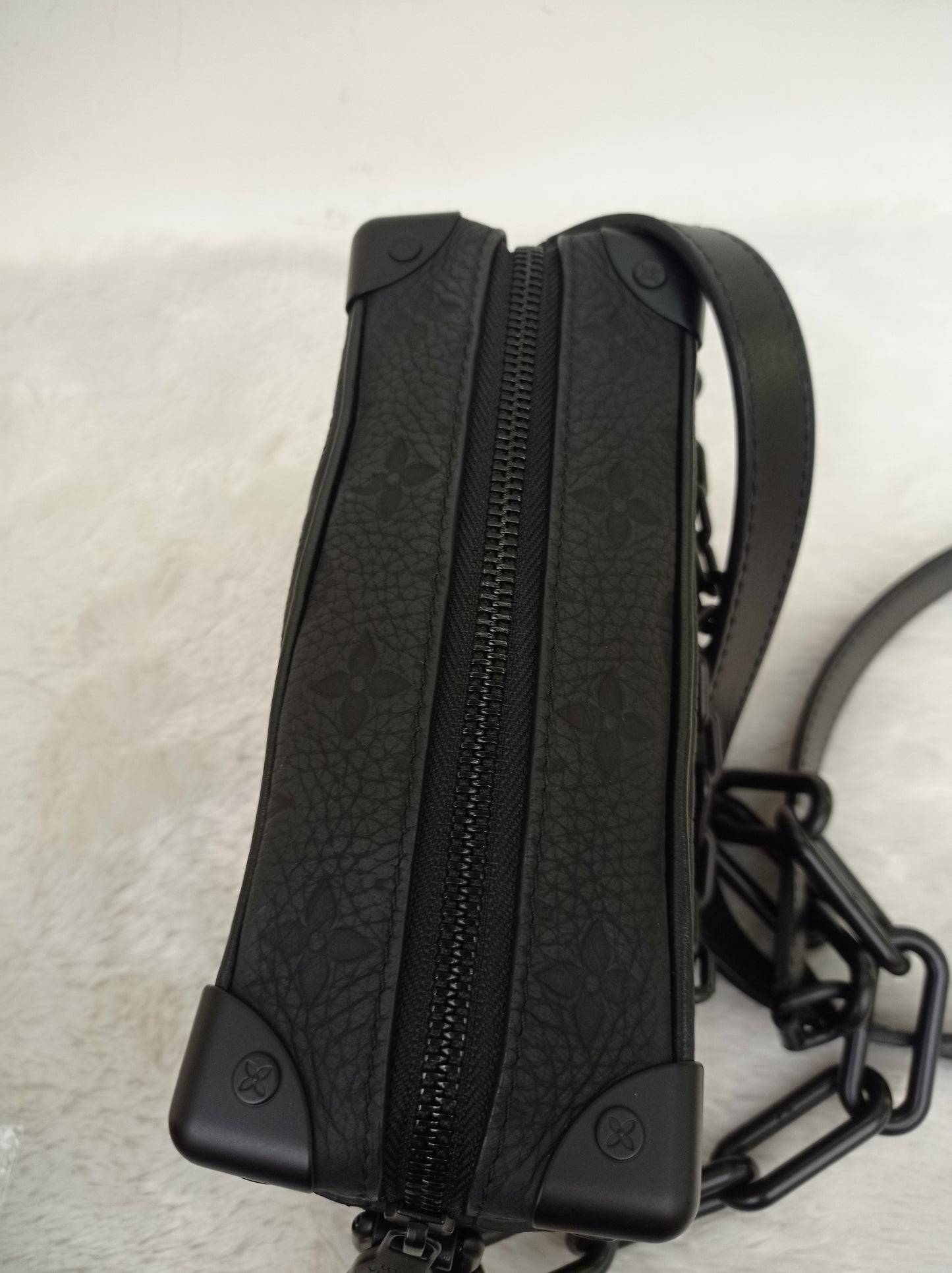 LV Mini Side Trunk Taurillon Monogram Noir 2021 (CHIP)