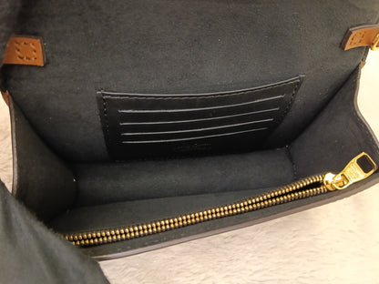 LV Portefeuille Dauphine Chain Monogram Reverse (CHIP)
